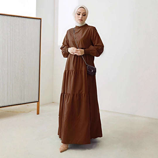 Damen Maxikleid mit Stufenrock, hohem Kragen und gerafften Ärmeln EB