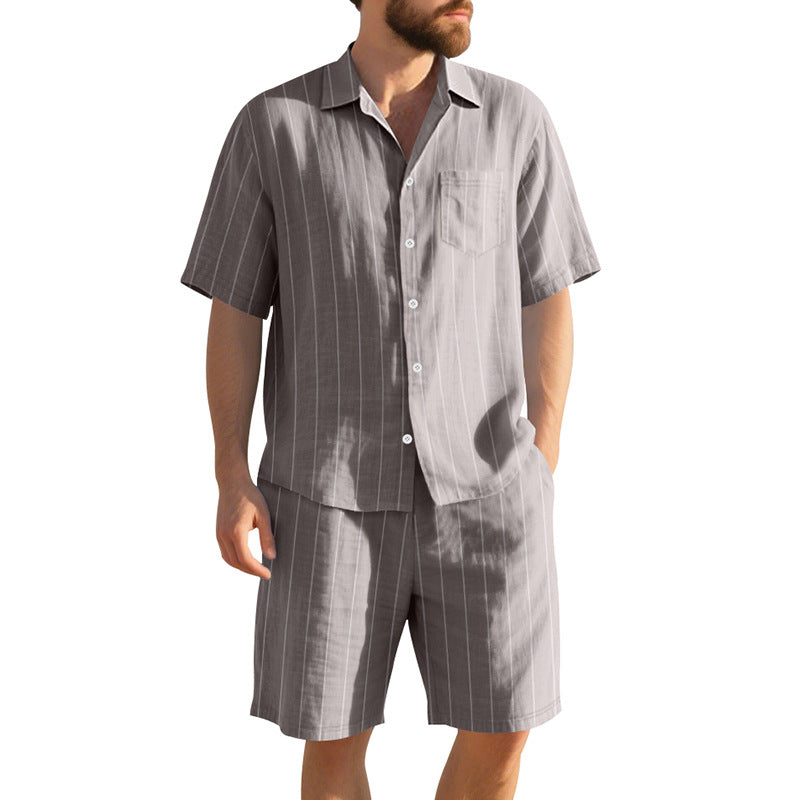 Herren Kurzarm-Pyjama-Set mit dezentem Streifenmuster und praktischer Brusttasche EB