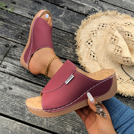 Damen Wedge-Pantoletten mit elegantem Schnitt und modischem Riemendesign EB
