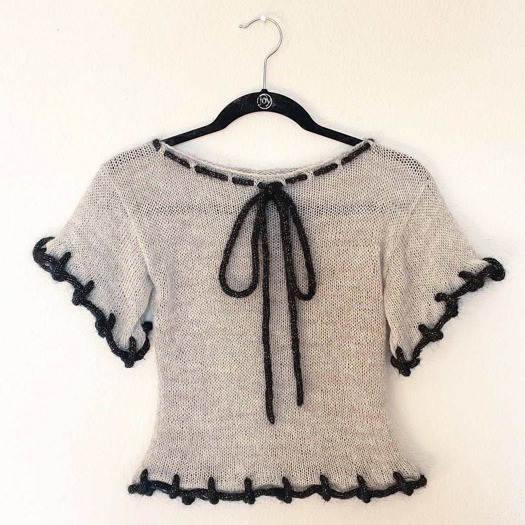 Damen modisches transparentes Strickoberteil mit dekorativen Profilschnüren EB