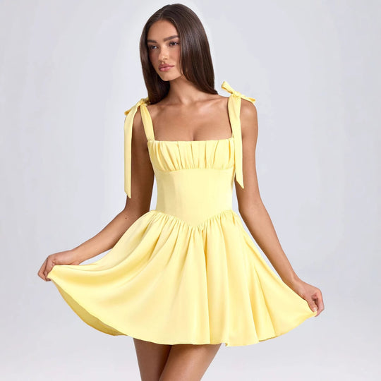 Damen Verspieltes Minikleid mit eleganten Rüschendetails und Schleifen EB