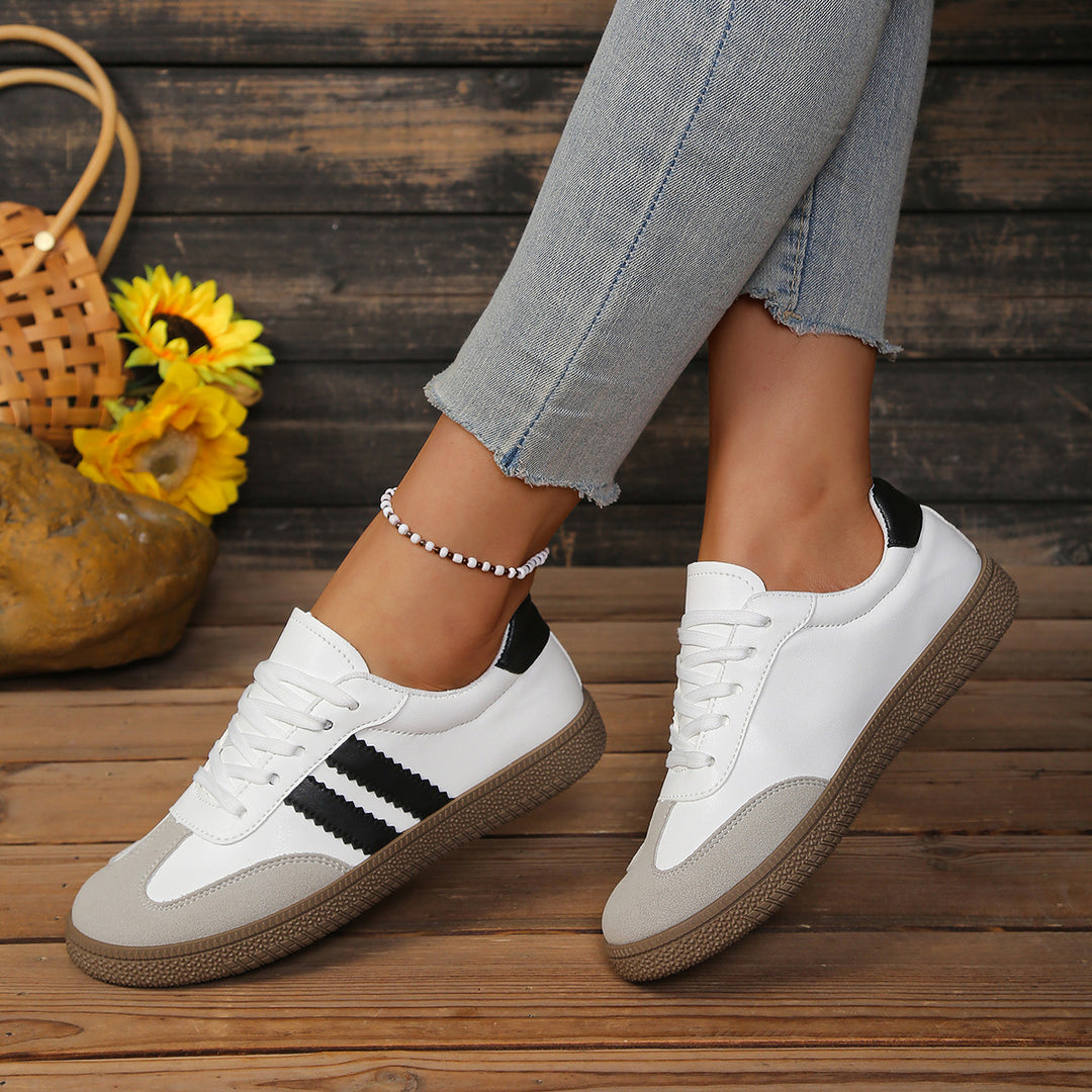 Damen Sportliche Sneakers mit komfortabler Sohle und trendigen Details EB
