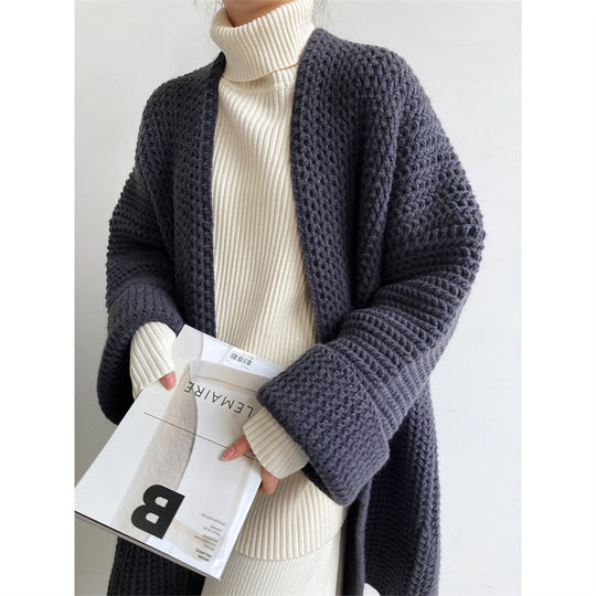 Damen Lange Strickjacke mit praktischen Taschen und modischem Zopfmuster EB