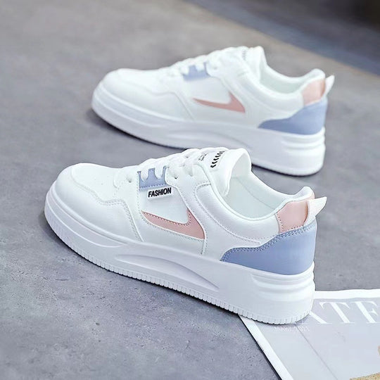 Damen Sportliche Sneakers mit modischen Akzenten und dämpfender Sohle EB