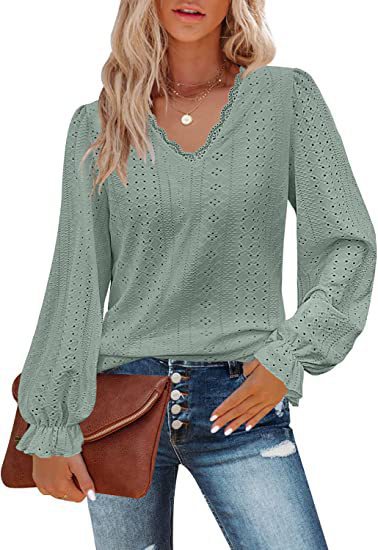 Damen Bluse mit romantischem Schnitt und detailreicher Stickerei EB