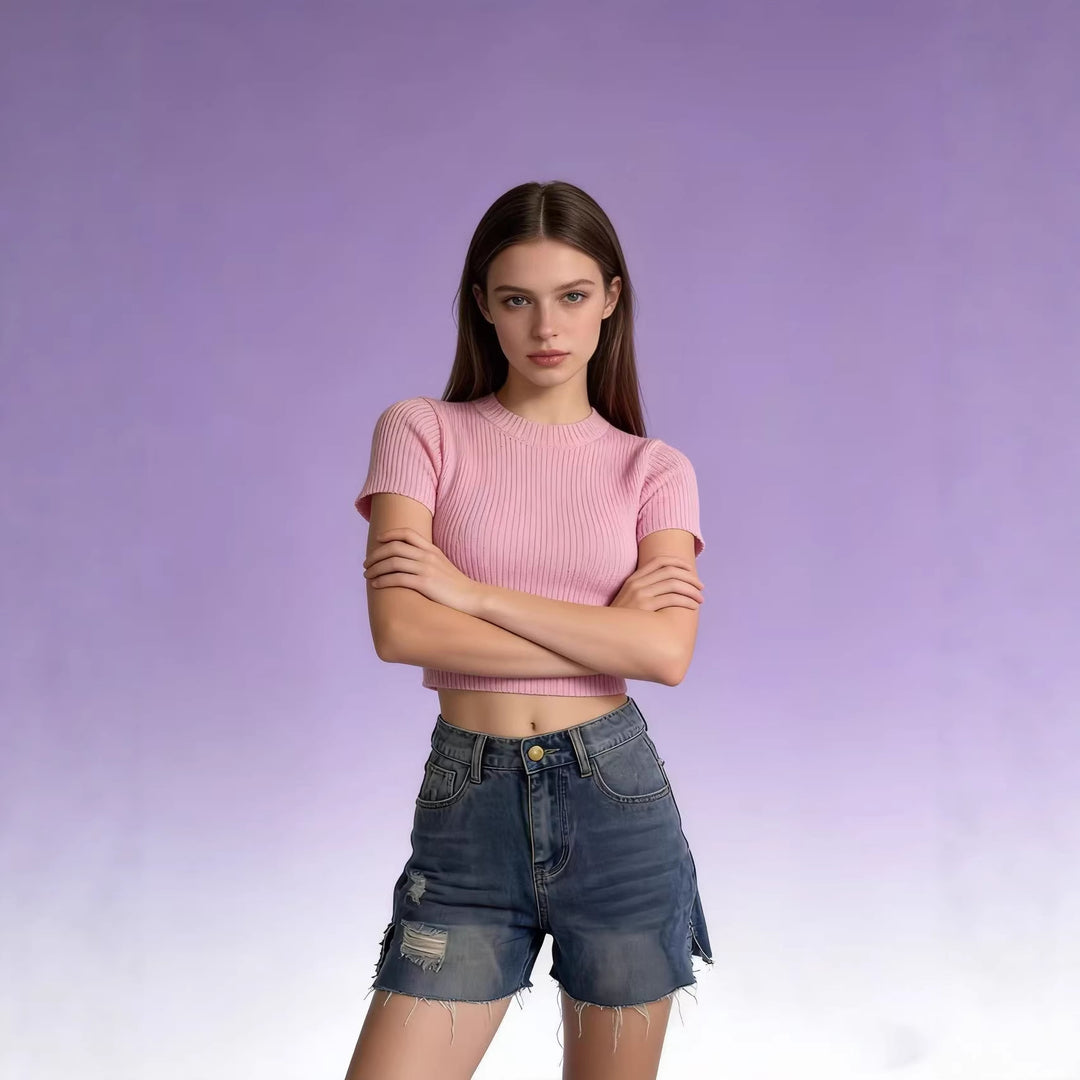 Damen lässige Jeansshorts mit fransigen Abschlüssen und seitlichem Schlitz EB