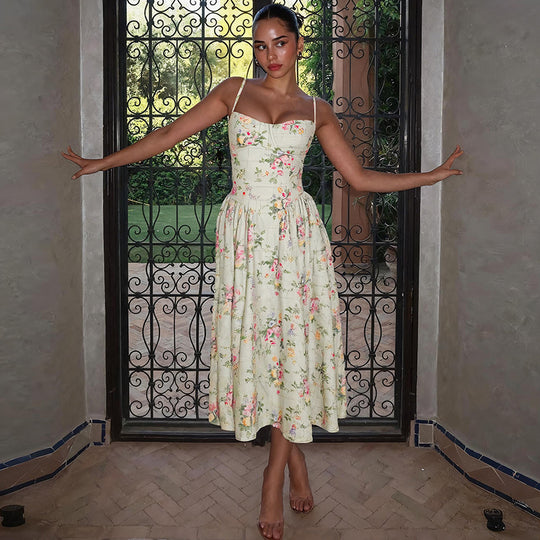 Damen Blumendesign Midi-Kleid mit Spaghettiträgern und fließendem Rock EB