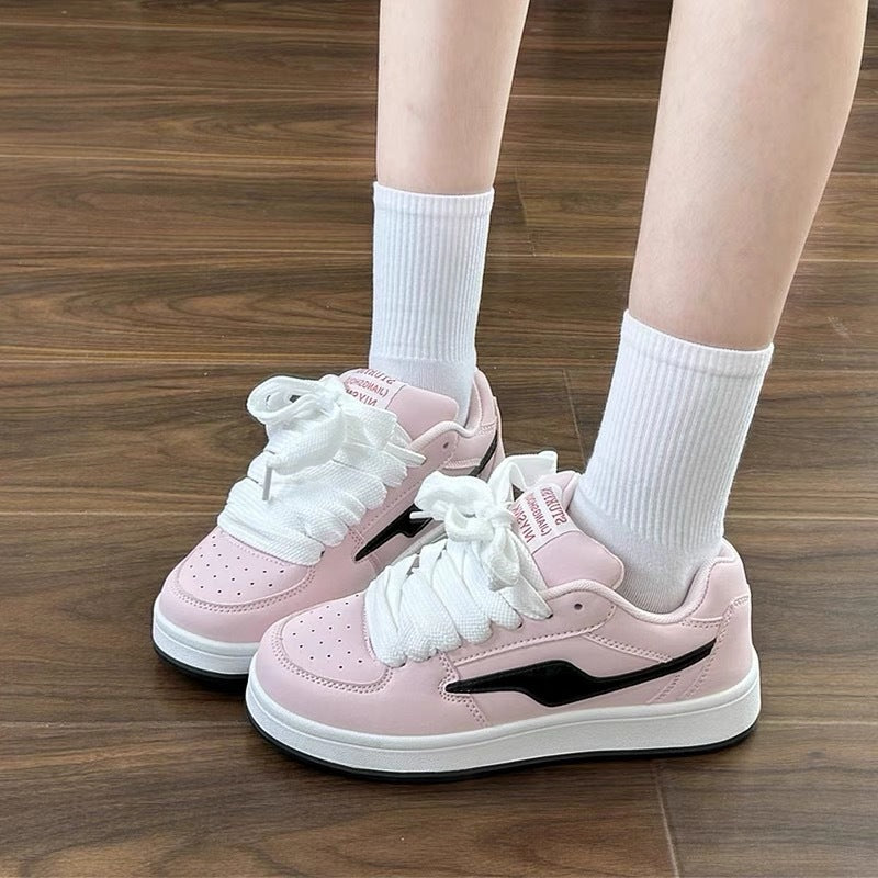 Damen Sneakers im sportlichen Retro-Design mit robustem Sohlenprofil EB