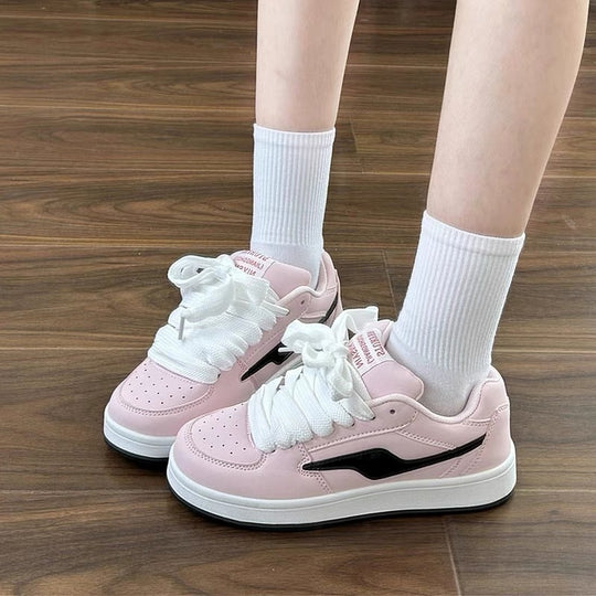 Damen Sneakers im sportlichen Retro-Design mit robustem Sohlenprofil EB
