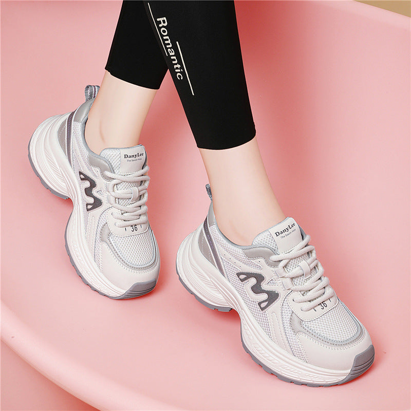 Damen Freizeit-Sneaker mit dämpfender Sohle und atmungsaktivem Obermaterial EB