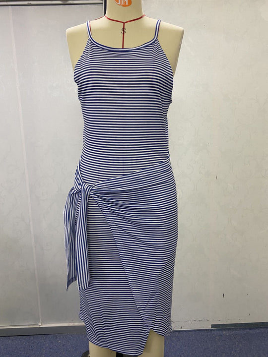 Damen Wickelkleid mit auffälligem Streifenmuster und taillierter Silhouette EB