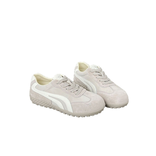 Damen Sportliche Sneaker mit rutschfester Sohle und atmungsaktiver Obermaterialkombination EB