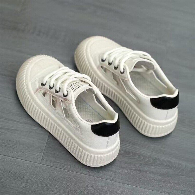 Damen Sneaker mit atmungsaktiver Oberflächenstruktur und rutschfester Gummisohle EB
