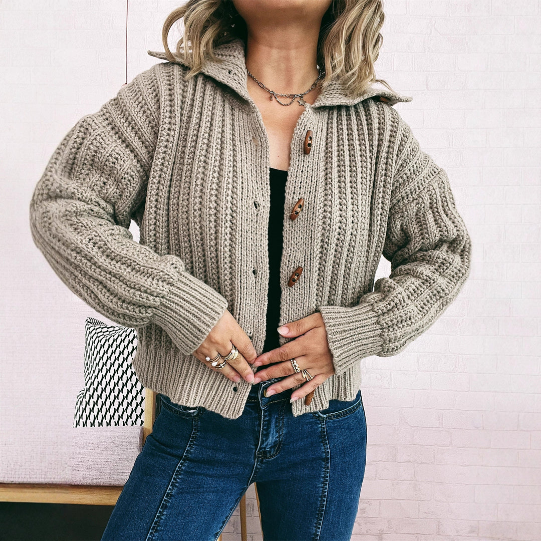 Damen Strickjacke mit dekorativen Knöpfen und strukturiertem Rippenmuster EB