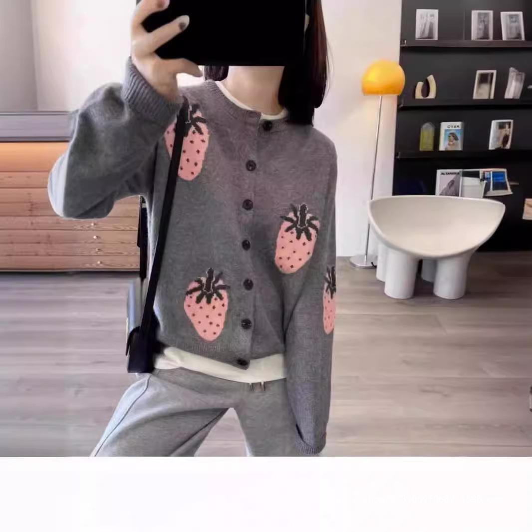 Damen Verspielt gemusterter Cardigan mit Knopfdetail EB
