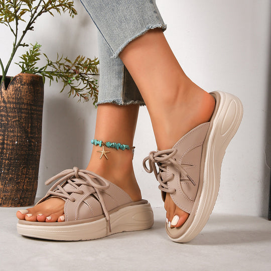 Damen Clogs mit angesagtem Schnürdesign und komfortabler Plateau-Sohle EB