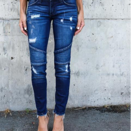 Damen schmal geschnittene Jeans mit modischem Rippdesign und ausgefranstem Saum EB