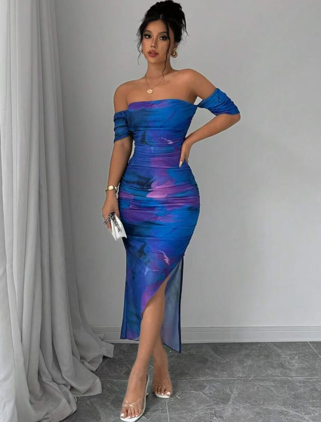 Damen Figurbetontes Midi-Kleid mit off-shoulder Design und elegantem Schlitz EB