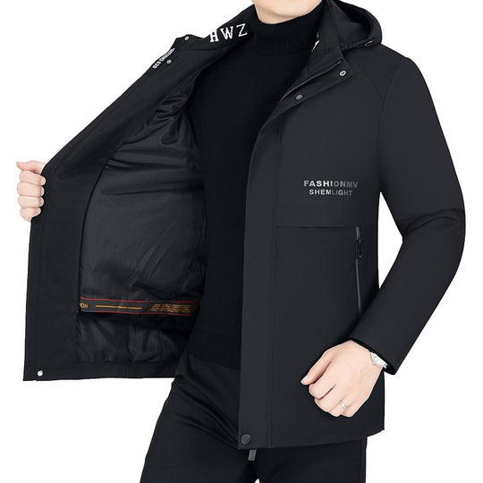 Herren Moderner Urbaner Parka mit fester Kapuze, nahtverdeckten Reißverschlüssen und leichtem Thermofutter EB