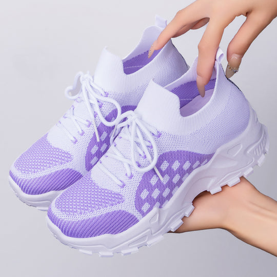 Damen nan leichter Strick-Chunky-Sneaker mit sockenähnlichem Schaft, gepolsterter Fersenstütze und griffiger Trail-Laufsohle EB
