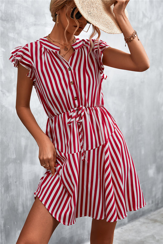 Damen Kurzarm-Kleid im angesagten Streifenlook mit Taillenzug und eleganten Rüschendetails EB
