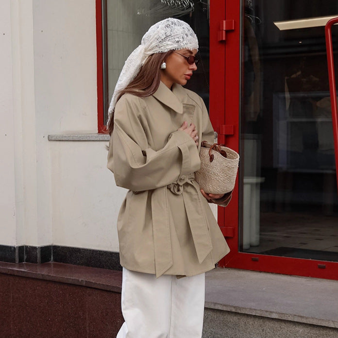 Damen modische Trenchcoatjacke mit taillierter Silhouette und Gürtel EB
