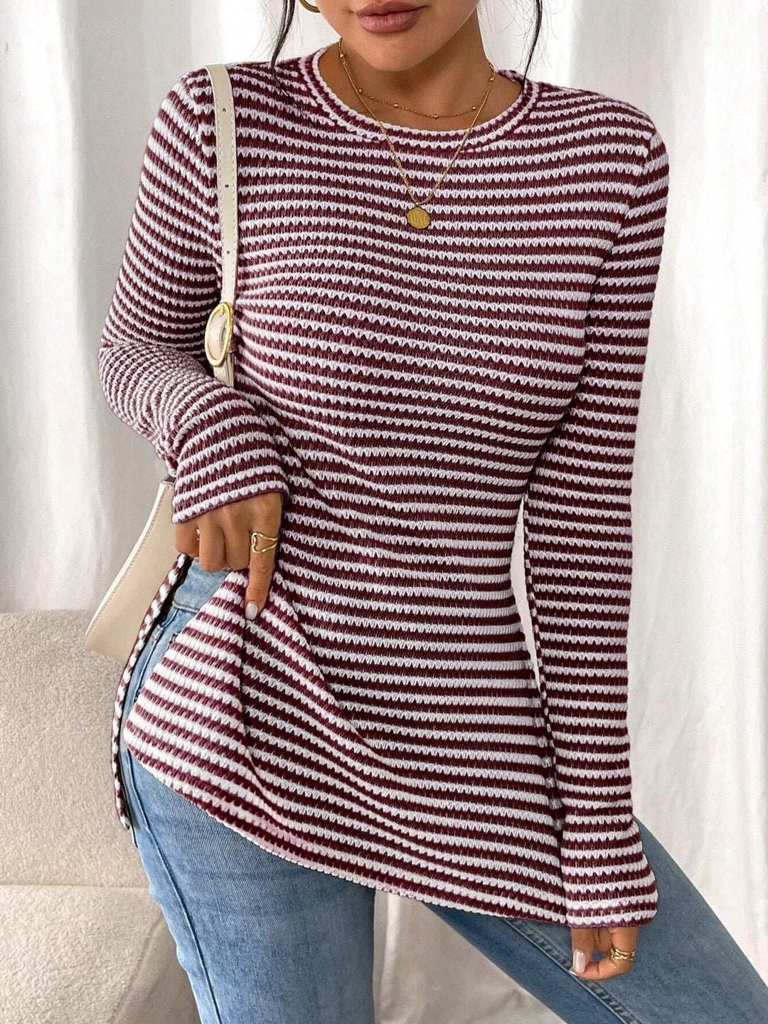 Damen Langarmshirt mit modernem Strickmuster und seitlichen Schlitzen EB