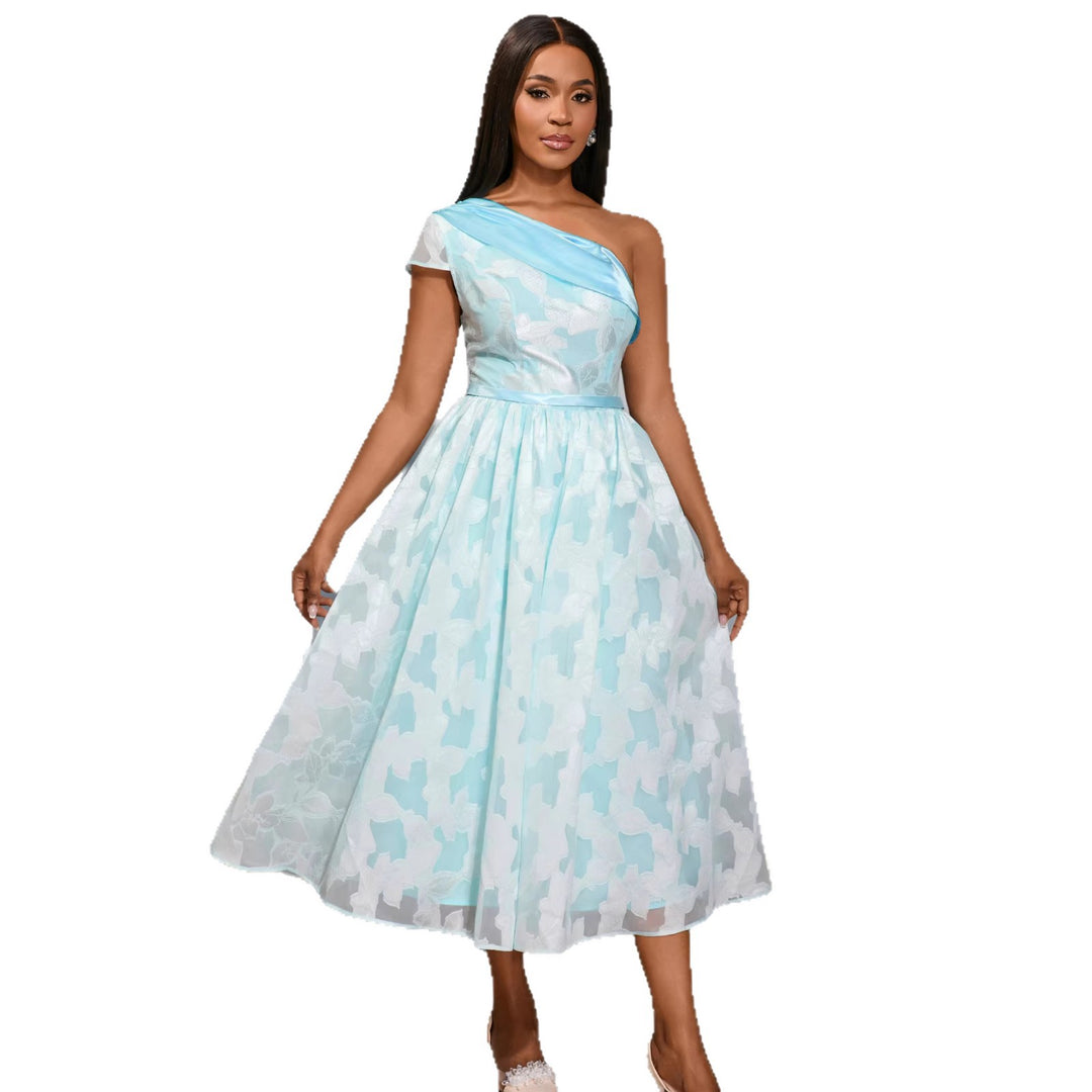 Damen Cocktailkleid mit asymmetrischem Design und floralen Akzenten EB