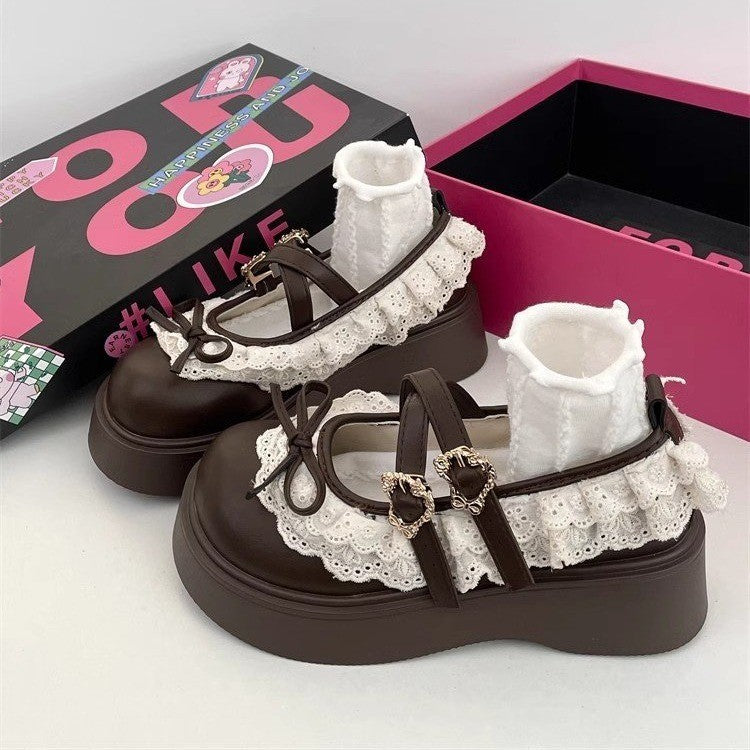 Damen Plattform-Sandalen mit verspieltem Spitzendetail und elegantem Riemenverschluss EB