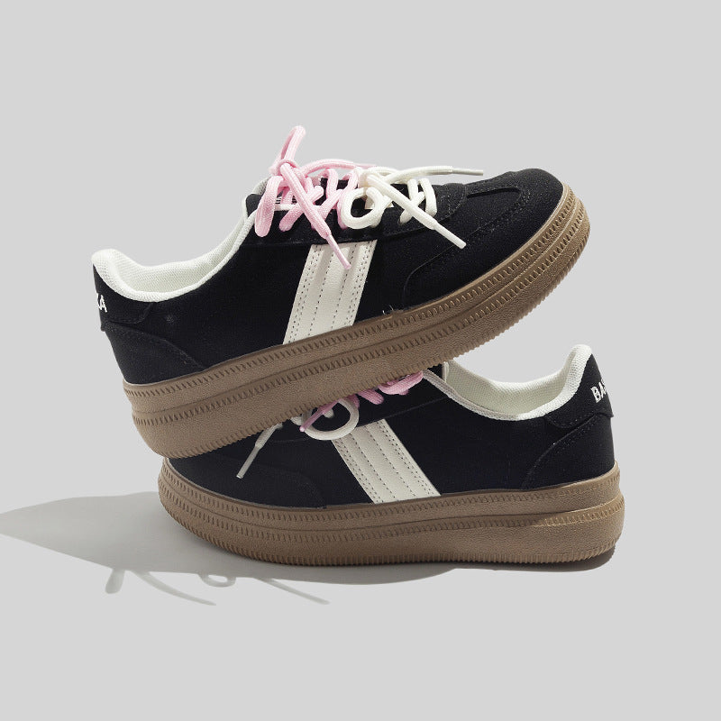 Damen Sportliche Sneakers mit gepolsterter Innensohle und rutschfester Gummisohle EB