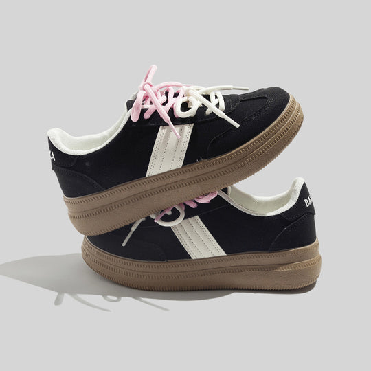 Damen Sportliche Sneakers mit gepolsterter Innensohle und rutschfester Gummisohle EB
