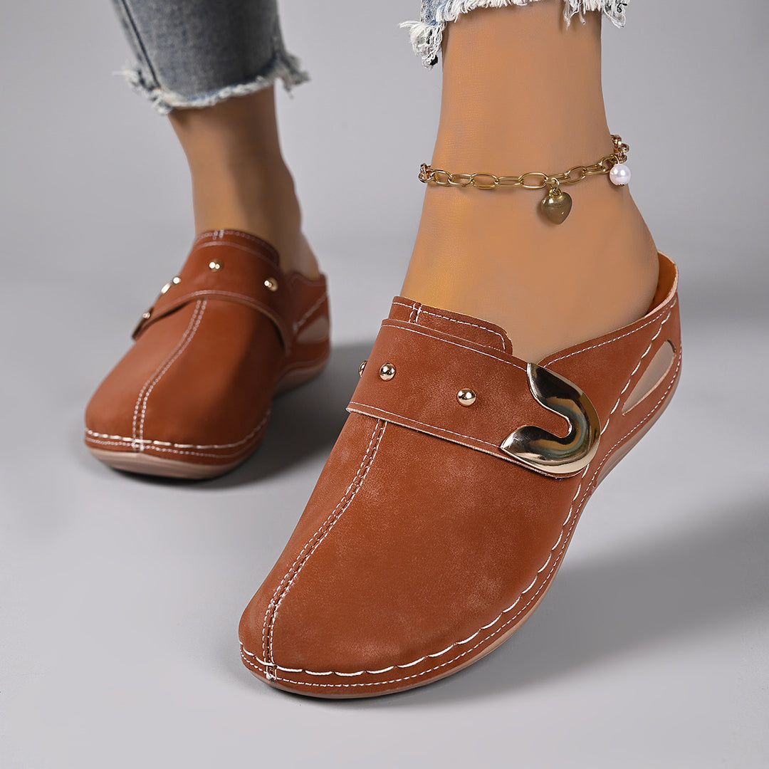 Damen bequeme und modische Clogs mit eleganten Akzenten EB