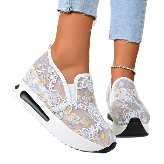 Damen Slip-On Sneakers mit floralem und atmungsaktivem Obermaterial EB