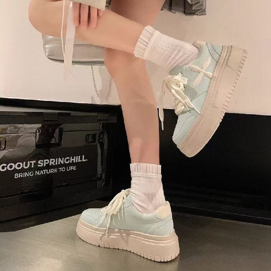 Damen Chunky Sneakers mit gepolsterter Sohle und modischem Design EB