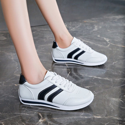 Damen Sportliche Sneakers mit atmungsaktivem Obermaterial und flexiblem Sohlenprofil EB
