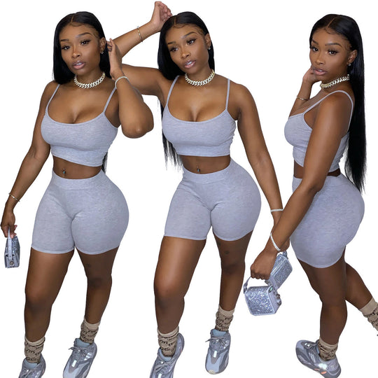 Damen Sportliches Set mit figurbetonendem Crop-Top und Shorts EB