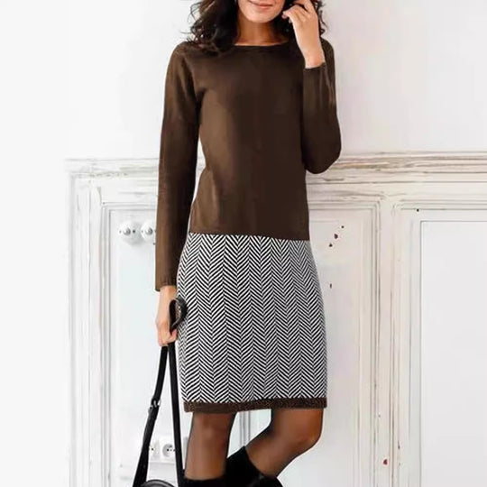 Elegantes Damen Strickkleid mit Chevron-Muster für Alltag & Büro | EB
