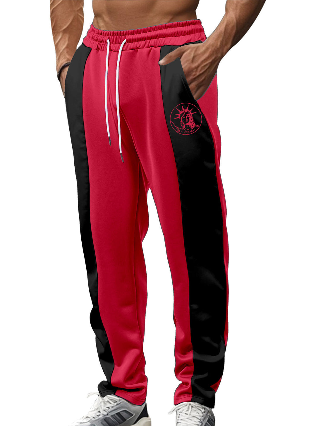 Herren nan sportive Trackpants mit seitlichen Kontrastbahnen elastischem Bund Kordelzug und Hirschstickerei EB
