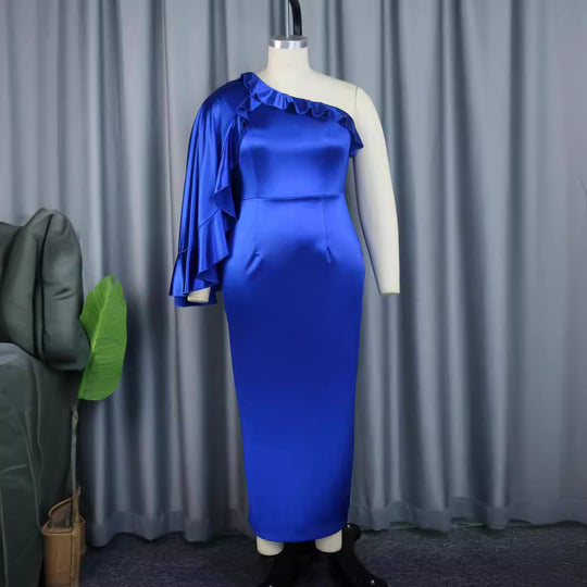 Damen elegantes Maxikleid mit asymmetrischem Rüschendesign EB