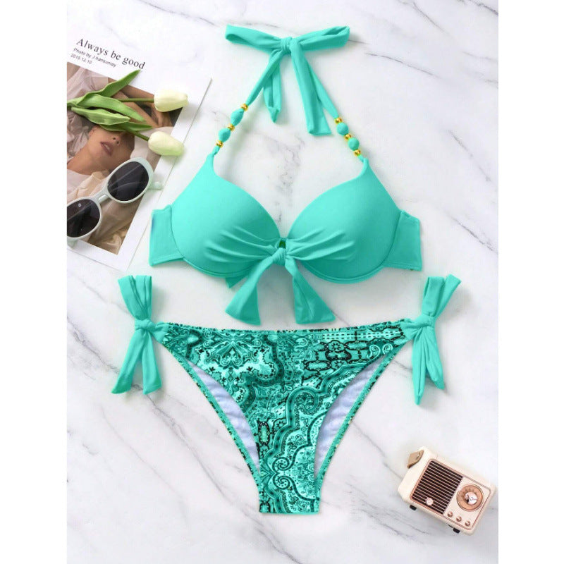 Damen Bikini-Set mit modischen Bindebändern und herausgearbeitetem Muster EB