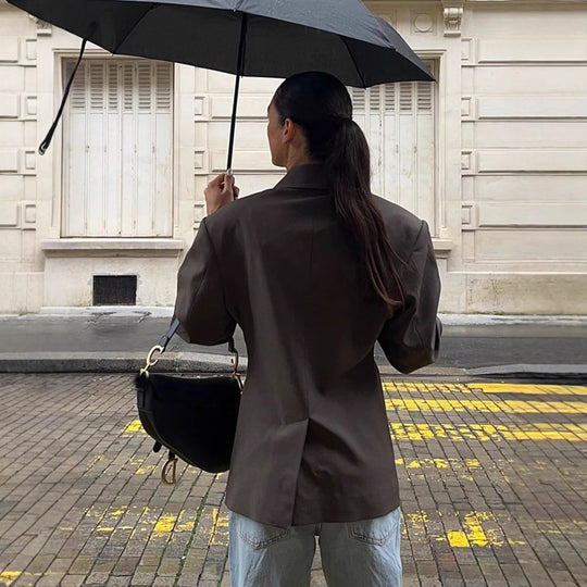 Damen elegante Blazerjacke im minimalistischen Design mit praktischen Taschen EB