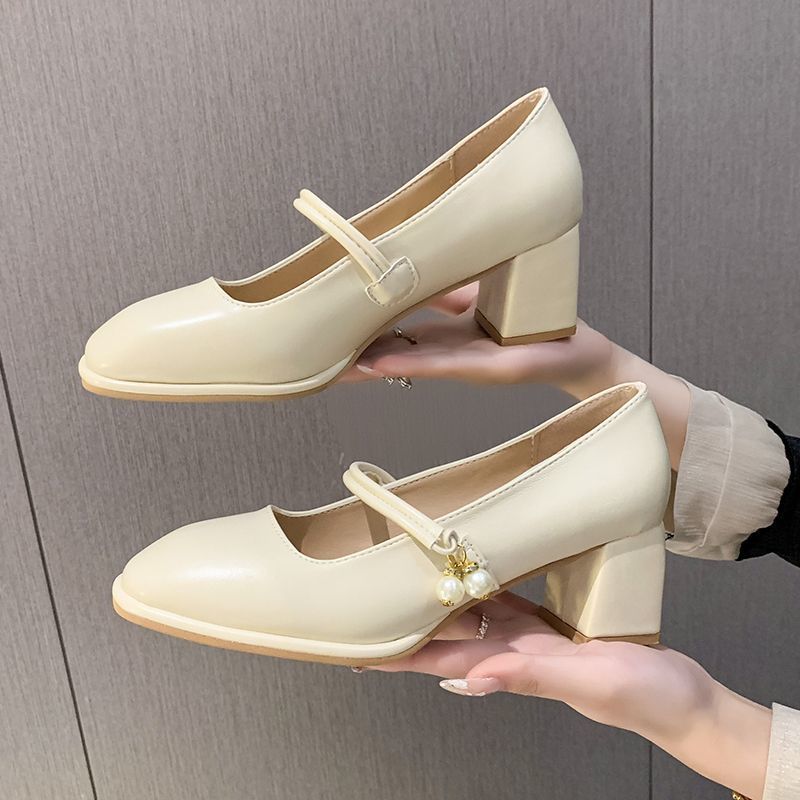 Damen elegante Mary Jane Schuhe mit Blockabsatz und Perlenakzent EB
