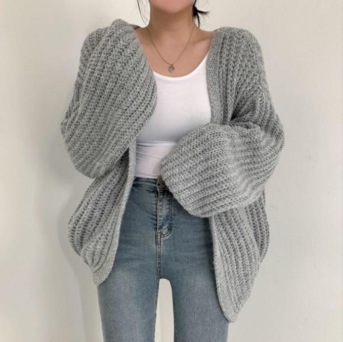 Damen grob gestrickte Oversized Cardigan mit tiefem V-Ausschnitt EB
