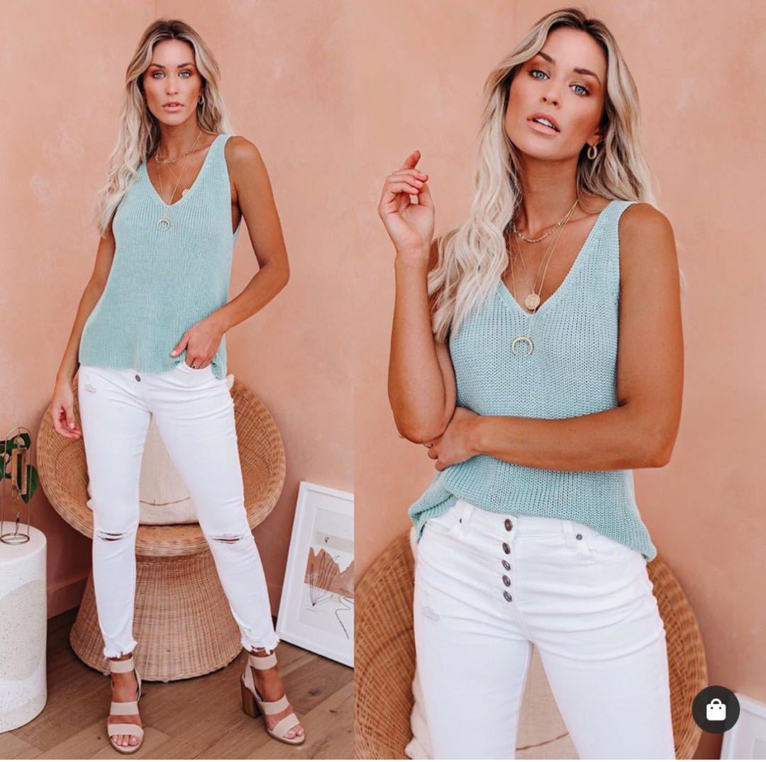 Damen luftiges Strick-Top mit V-Ausschnitt und feiner Struktur EB