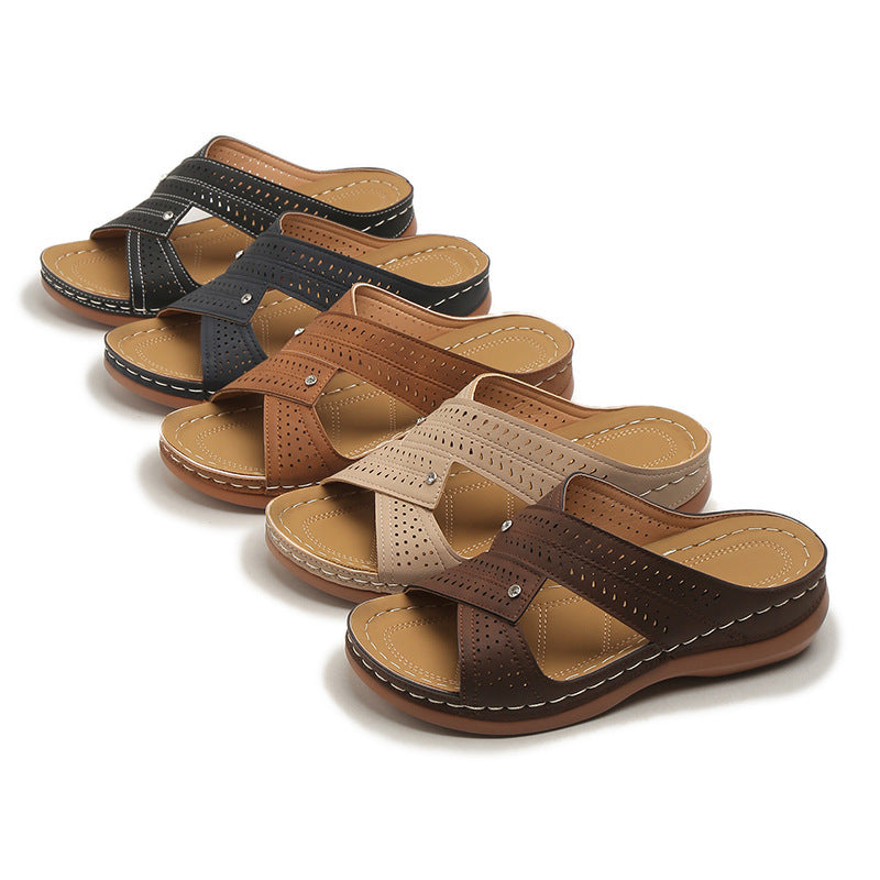 Damen Komfortable Clogs mit strategischer Perforation und gepolsterter Sohle EB