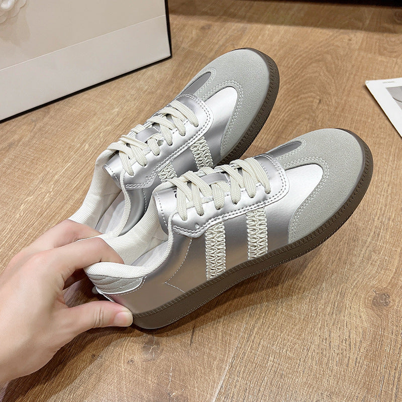 Damen Sportliche Sneaker mit reflektierendem Obermaterial und gepolsterter Innensohle EB