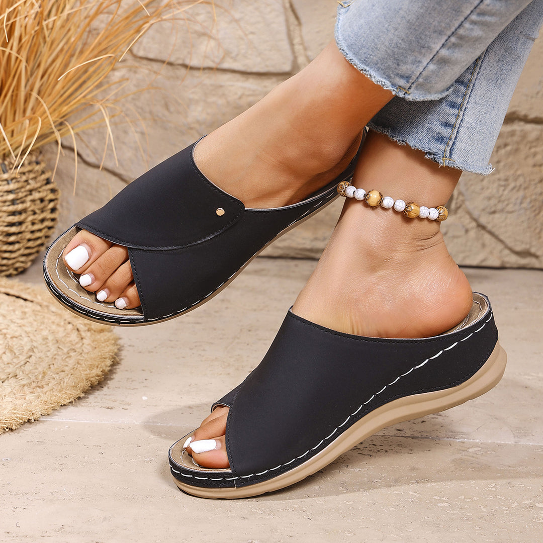 Damen elegante Wedge-Pantoletten mit querliegendem Riemendesign und ergonomischem Fußbett EB