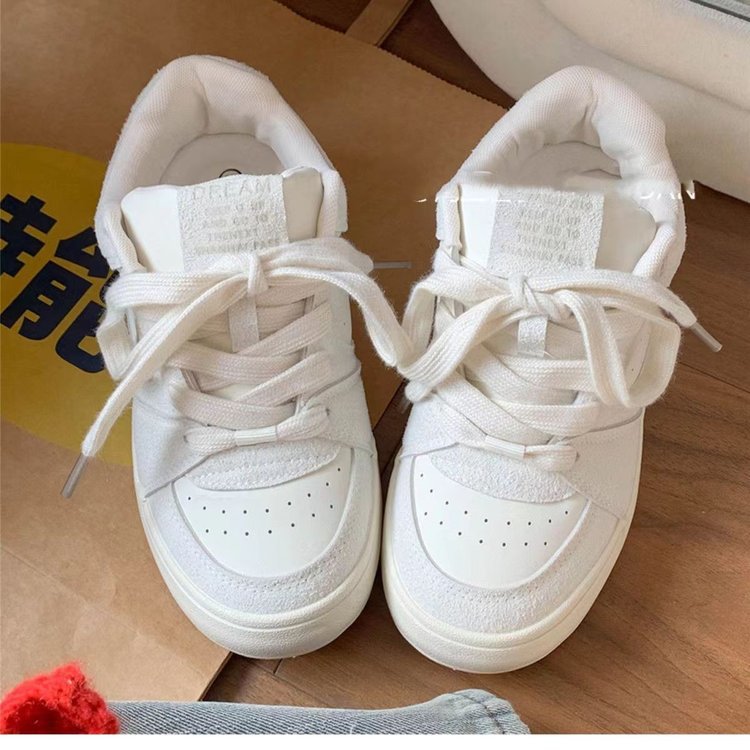 Damen Sneakers mit dämpfender Sohle und strapazierfähigem Obermaterial EB