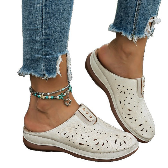 Damen Bequeme Clogs mit floralen Ausschnitten EB