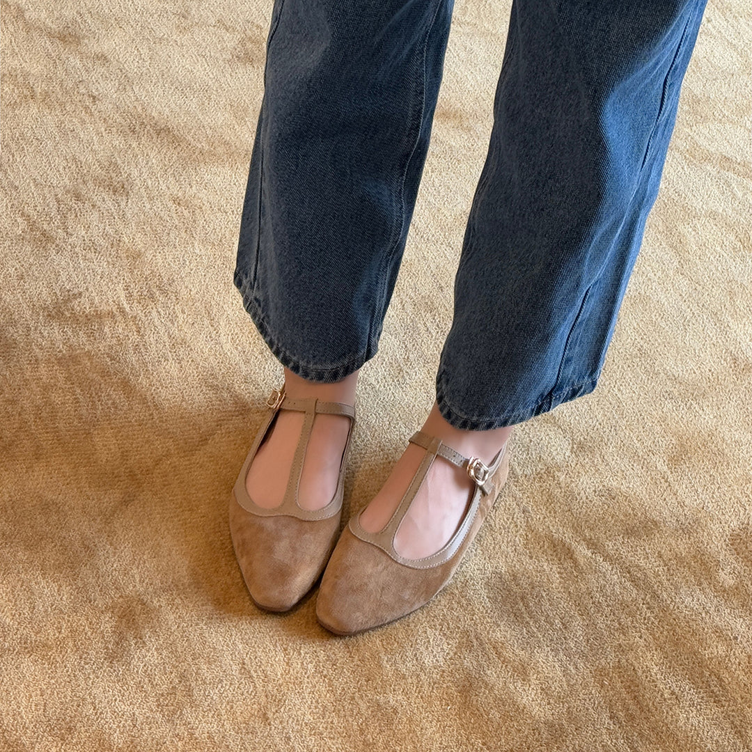 Damen Elegante Mary Jane Ballerinas aus hochwertigem Wildleder mit verstellbarem Riemchen EB